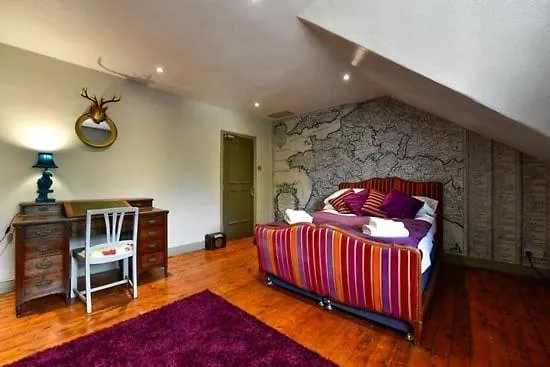 Quirky 4 Bedroom Apartment With Terrace Cardiff United Kingdom